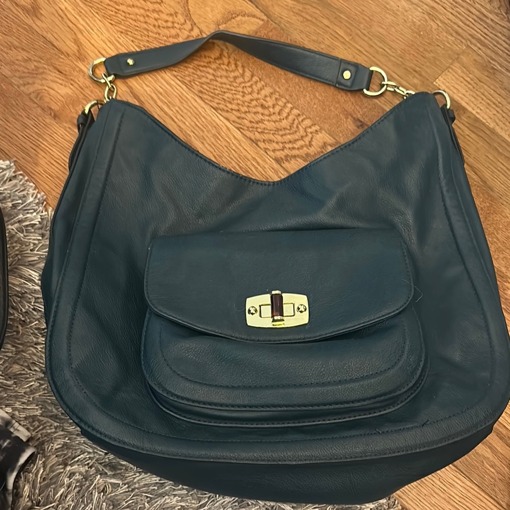 Elegant Teal Leather Shoulder Bag